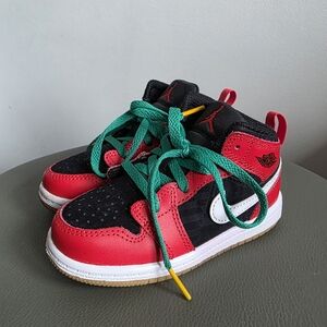 Nike Air Jordan 1 Mid Toddler Sneakers Red Black White Green Laces Size 8C Kids